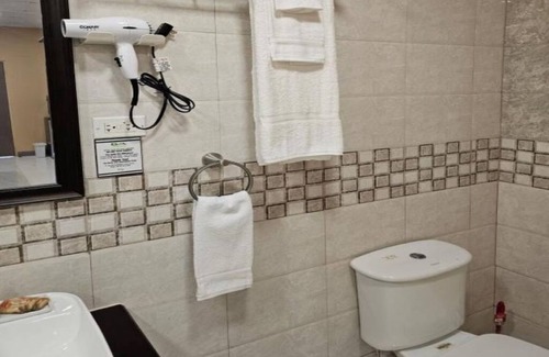Castara Bed & Breakfast | Beres Vale Apartments - King Room with Sea Viewn