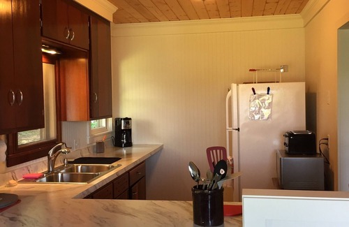 Arcadia Cottage | Beresford Cottage on Lower Herring Lake.Beautiful Sunsets! - Fish, Ski & Relax!