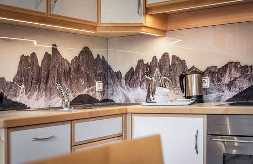 Funes Apartment | 'Bergblick - Apartment Fichte' with Mountain View
