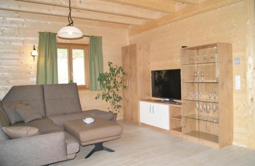 Poellauberg Ski Chalet | Bergchalet mit Wellness-Oase, Natur Pur