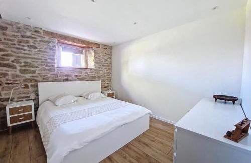 Comps-la-Grand-Ville House | Bergerie Rénovée, SPA - SAUNA , Proche des Lacs, Sentiers Pédestres