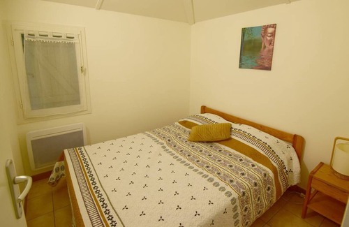 Le Mas-dAgenais Ski Chalet | Bergeronnette - Village de 10 gîtes, style chalets en pin