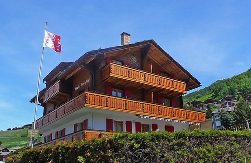 Graechen Apartment | Bergfink Obergeschoss by Interhome
