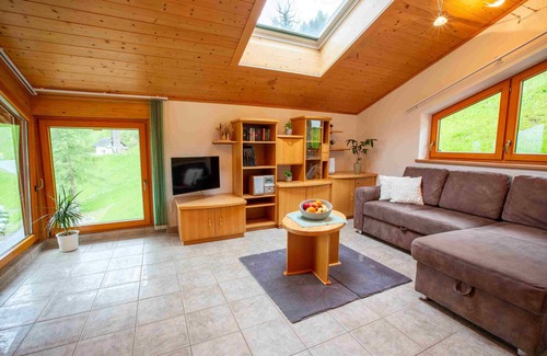 Lesachtal House | Berggasthof Pension Lahnerhof