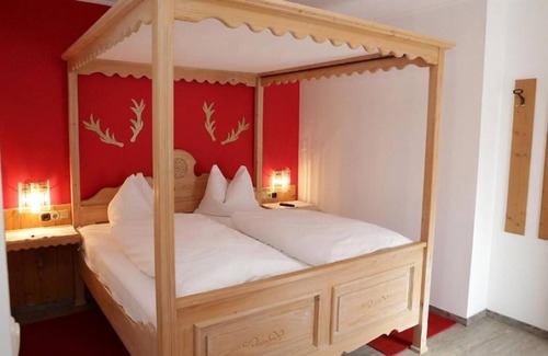 Heiligenblut Hotel | Berghotel Hois: Deluxe double room with balcony