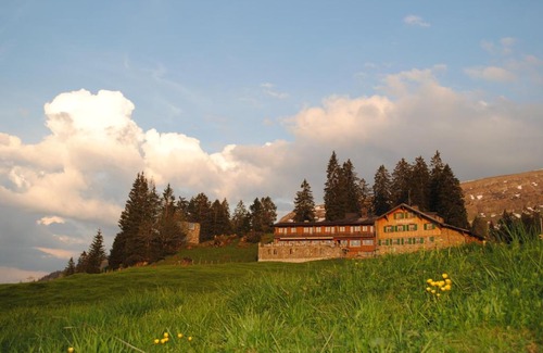 Alt Sankt Johann Hotel | Berghotel Sellamatt
