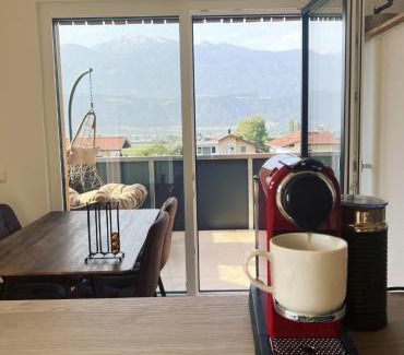Thaur Apartment | Bergpanorama Lodge — Alpenidylle
