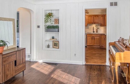 Drayton Plains House | Berkley - Beautiful & Relaxing home