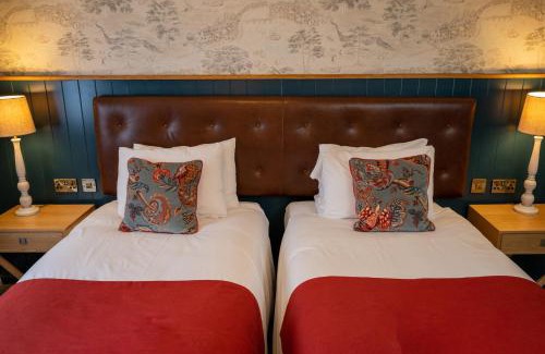 Woolhamton Hotel | Berkshire Arms by Chef & Brewer Collection