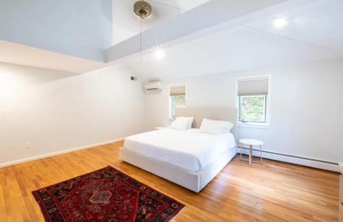 Housatonic House | Berkshire Vacation Rentals: Spacious & Serene Berkshires Retreat In The Woods