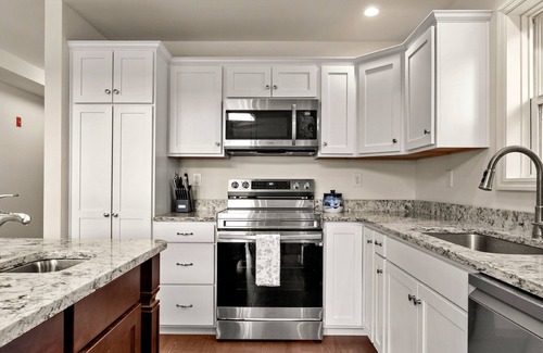 Great Barrington House | Berkshires Best/Large Deck with Hotub, Basement with Game room & Fitness room