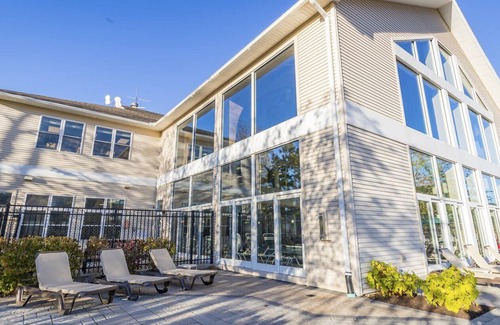Williamstown Condo | Berkshires Escape: Spacious Suites & Mountain Views