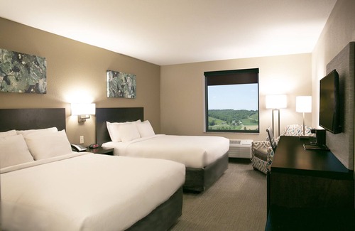 Millersburg Hotel | Berlin Encore Hotel & Suites