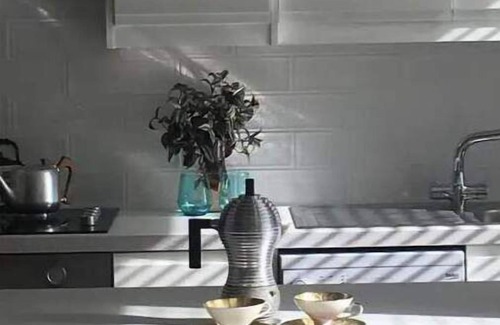 Bantry Condo | Berlin Wall Apartment at The Residence Bantry