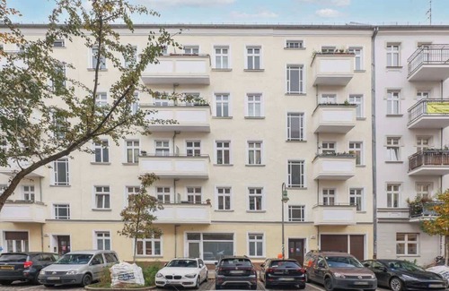 Friedrichshain Apartment | Berlinkiez The Space: