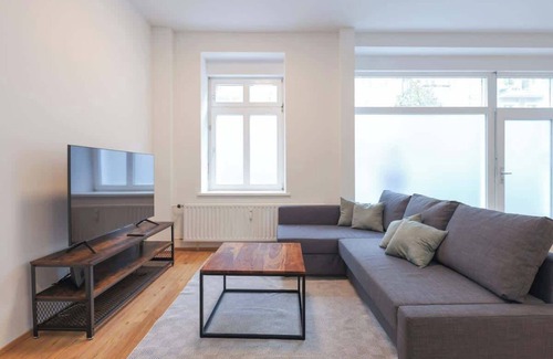Friedrichshain Apartment | Berlinkiez The Space: