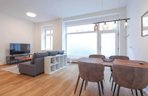 Friedrichshain Apartment | Berlinkiez The Space: