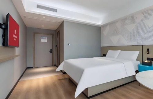 Nanhai Hotel | Berman Hotel Nanhai Guicheng Qiandenghu Branch