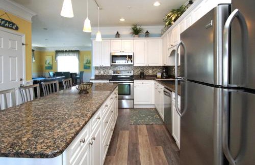 Cherry Grove Beach House | Bermuda Breeze 15B