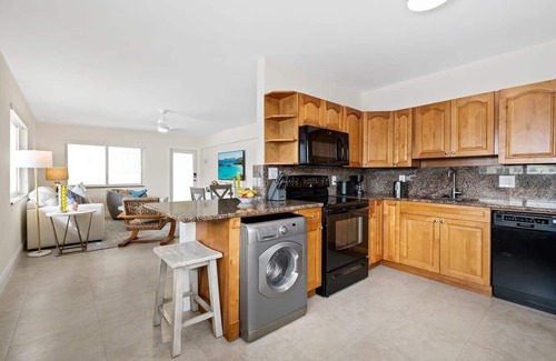 Lauderdale-by-the-Sea Apartment | Bermuda Isles Villas #32