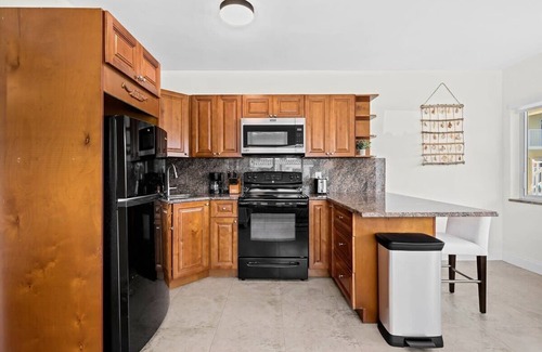 Lauderdale-by-the-Sea Apartment | Bermuda Isles Villas #10