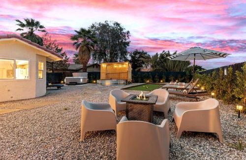 Bermuda Dunes House | Bermuda-Pink Room
