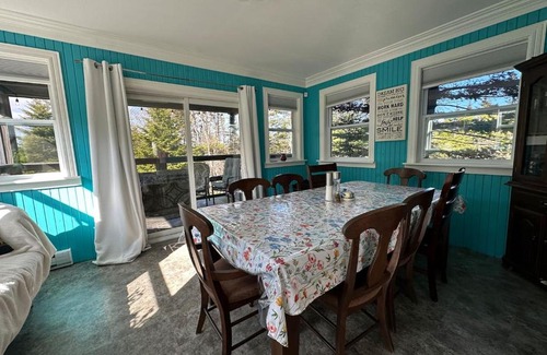 Terra Nova House | Bermuda Waterfront Ultimate Lakehouse Experience