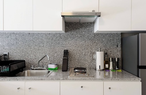 Zona Rosa Apartment | Berna 14 by Wynwood House