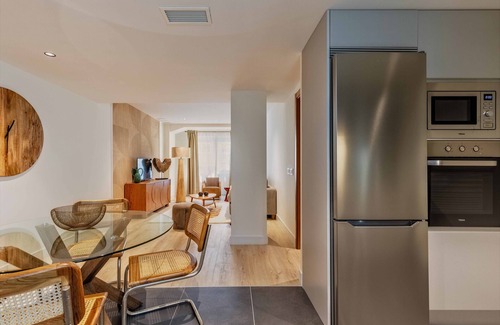 Nueva Espana Apartment | Bernabeu Place II apartment in Madrid