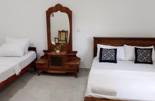 Kandy House | Bernard Homestay