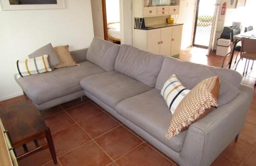 Para Wurlie House | Bernie's