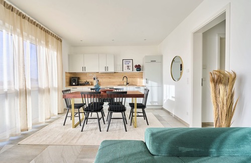 Muldestausee Apartment | Bernstein Apartment #2 on the Goitzsche with direct lake view