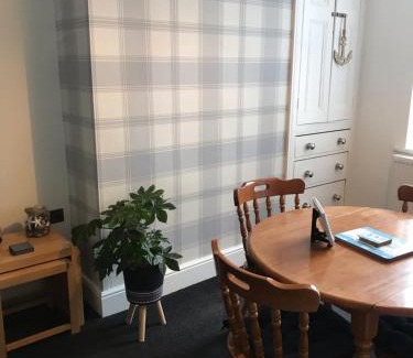 Withernsea House | BeRo Terrace, only a minutes walk to the beach!