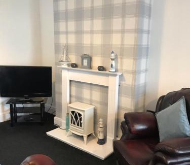 Withernsea House | BeRo Terrace, only a minutes walk to the beach!