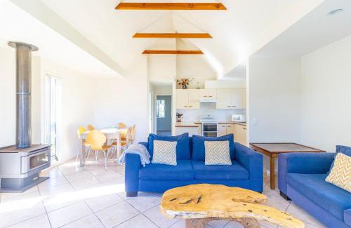 Berrara Ski Chalet | Berrara Lagoon Front Chalet