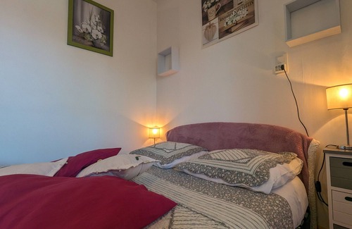 Chatillon-sur-Indre Bed & Breakfast | Berry Guest Rooms: Nature and Relaxation near Loire Castles