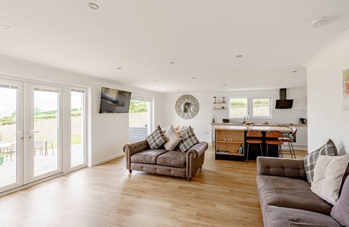 Torthorwald Cottage | Berryrigg Cottage - a cottage that sleeps 6 guests in 3 bedrooms