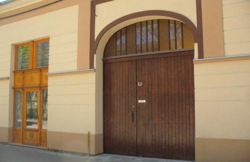 Senta Apartment | Berta Apartman