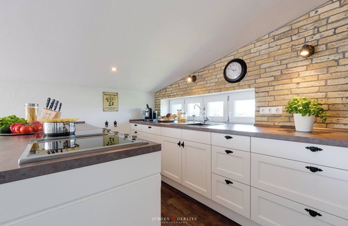 Schausende Apartment | Berth 1 - balcony, garden furniture, fireplace, shower, bathtub, washing machine
