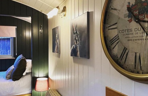 Foolow House | Bertie's Retreat