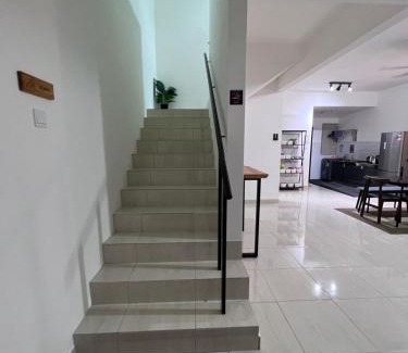 Kepala Batas House | berTIGA Homestay Bertam