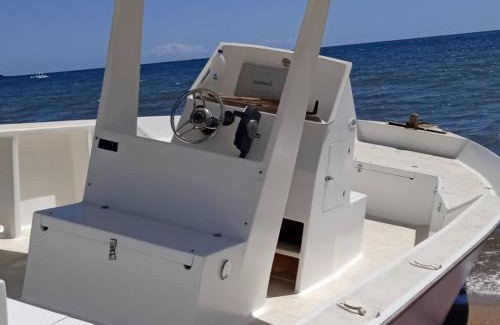 Nosy Tanihely Boat Rental | Bertin Fishing Nosy Be
