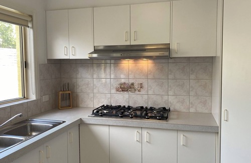 Berwick House | Berwick 2 Bedroom Pet Friendly House