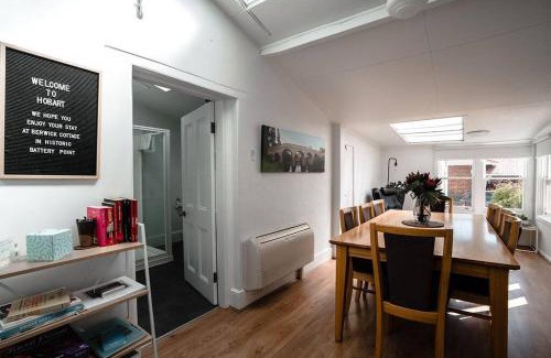 Battery Point House | Berwick Cottage