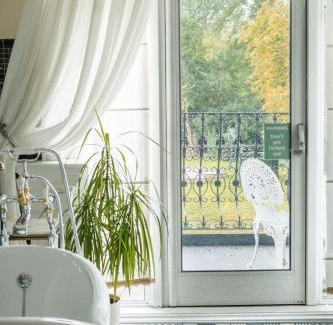 Hallen Hotel | Berwick Lodge
