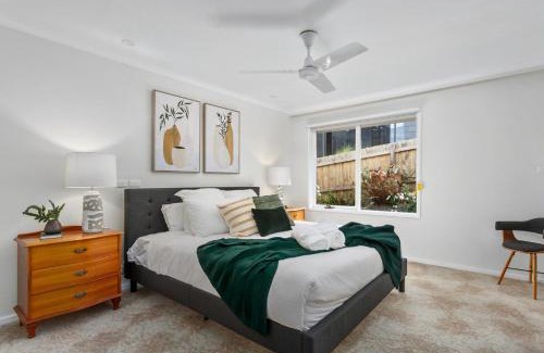 Berwick House | BerwickHills Stylish 3 BdrmHome *Free Wifi*NetFlix