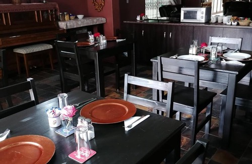 Klerksdorp House | Beryl1 Guest House
