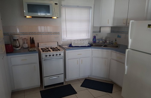 South Palmetto Point Cottage | Beside The Pointe 1 Bedroom Cottage