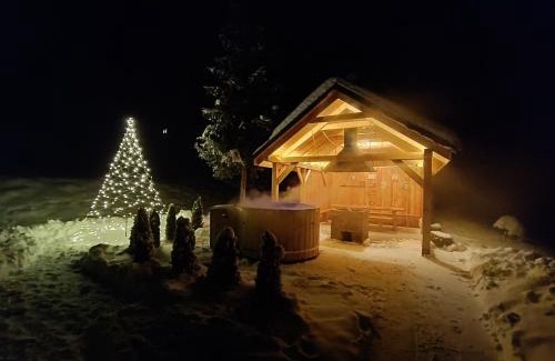Ujsoy House | Beskidzka Stodoła przy szlaku z pięknym widokiem