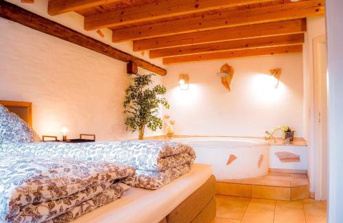 Munstermaifeld Apartment | Besondere Ferienwohnung Spirit auf idyllischem Reiterhof nahe Burg Eltz